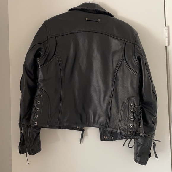 Street & Steel Women’s Leather Motorcycle Jacket - Picture 8 of 8